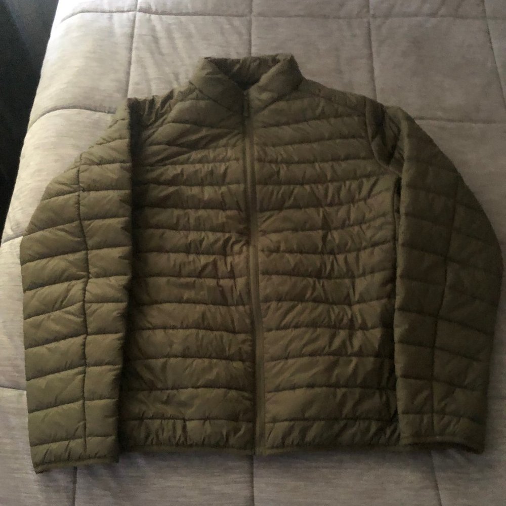 COPY - TRUE CLASSIC PUFFER JACKET - OLIVE - XL